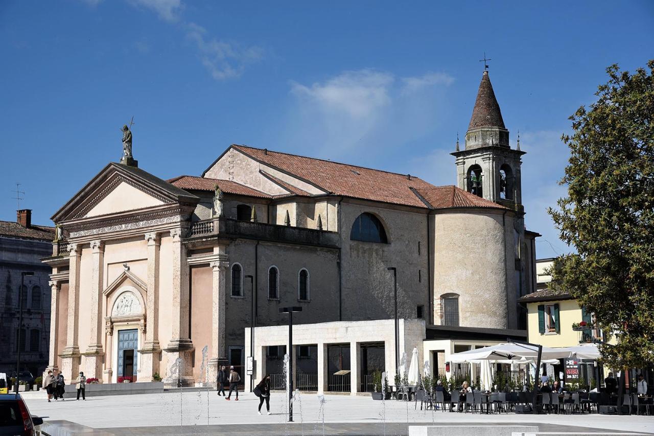 Prigioni House Bed and Breakfast Peschiera del Garda Buitenkant foto