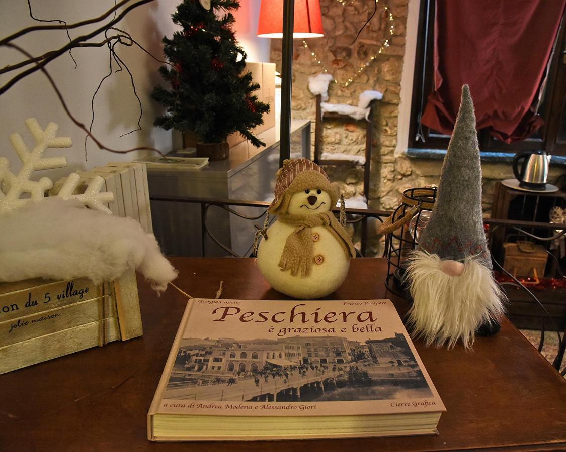 Prigioni House Bed and Breakfast Peschiera del Garda Buitenkant foto