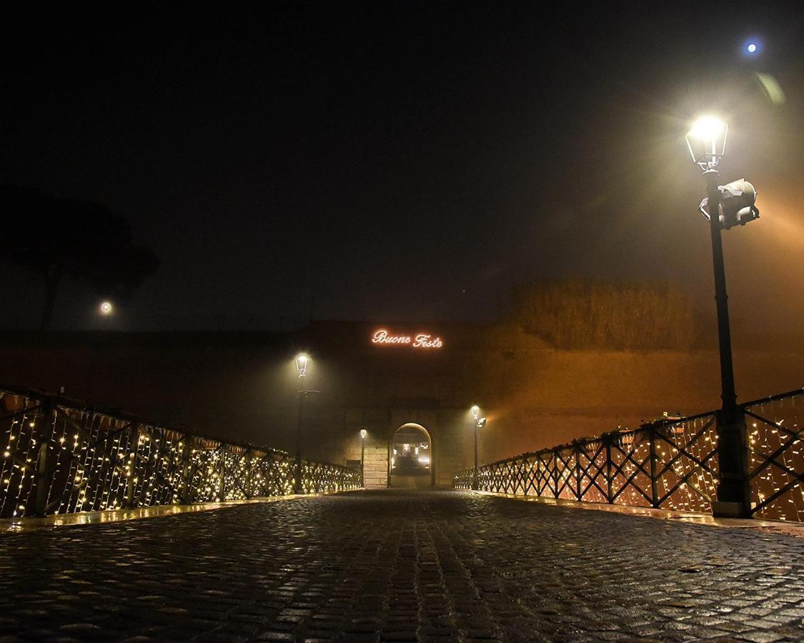 Prigioni House Bed and Breakfast Peschiera del Garda Buitenkant foto