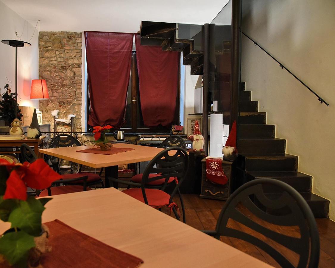 Prigioni House Bed and Breakfast Peschiera del Garda Buitenkant foto