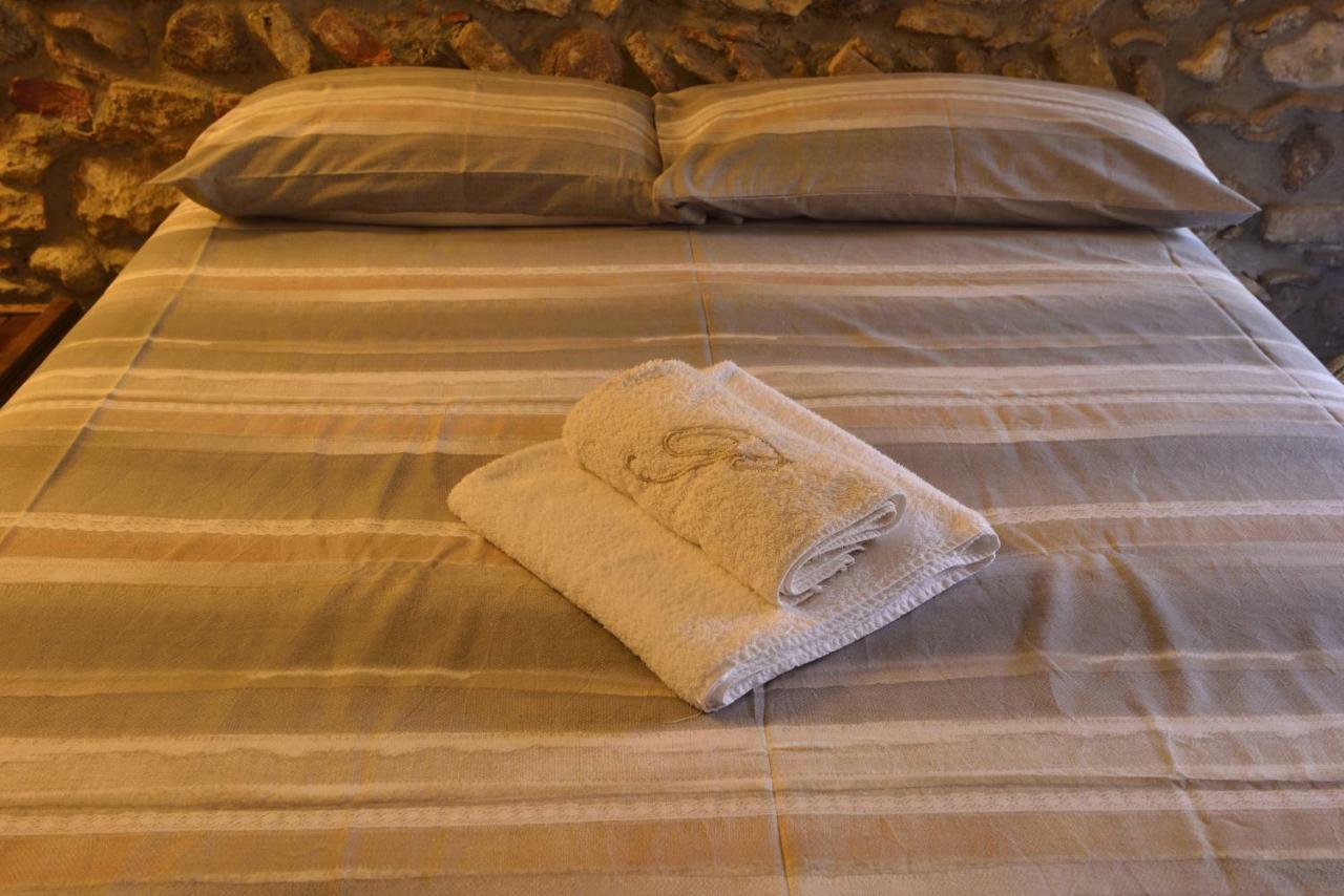 Prigioni House Bed and Breakfast Peschiera del Garda Buitenkant foto